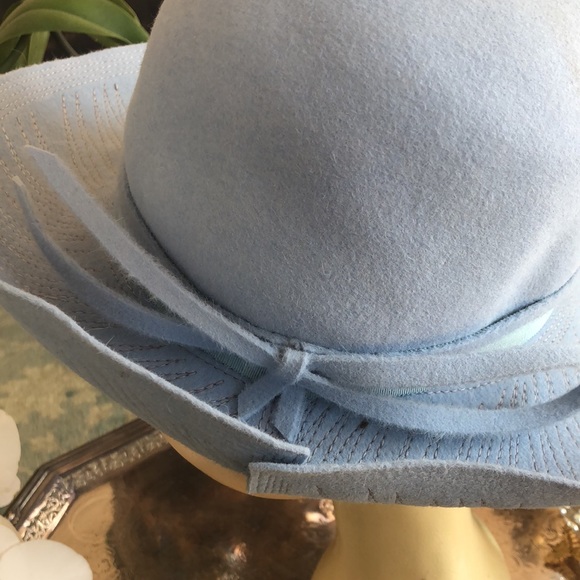 Wide Brimmed FurFelt Hat - Picture 4 of 9